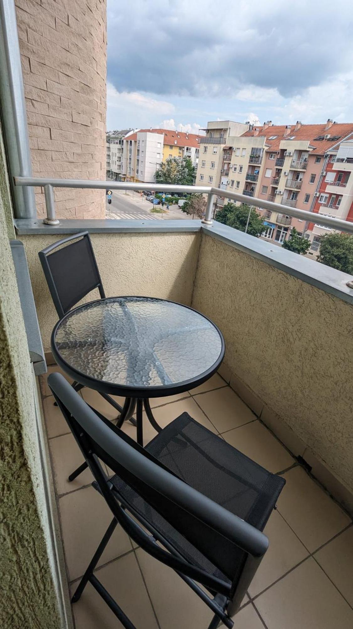 Poesia Apartment Novi Sad Eksteriør billede